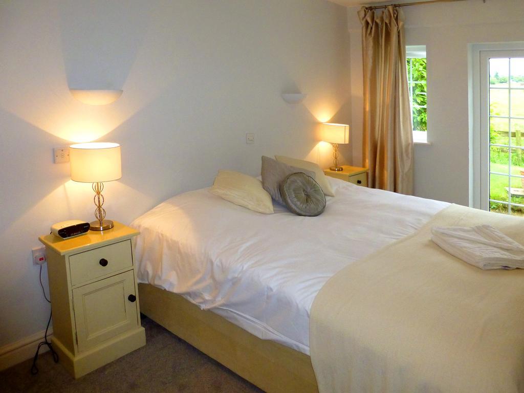 The Peacock Country Inn Chinnor ภายนอก รูปภาพ