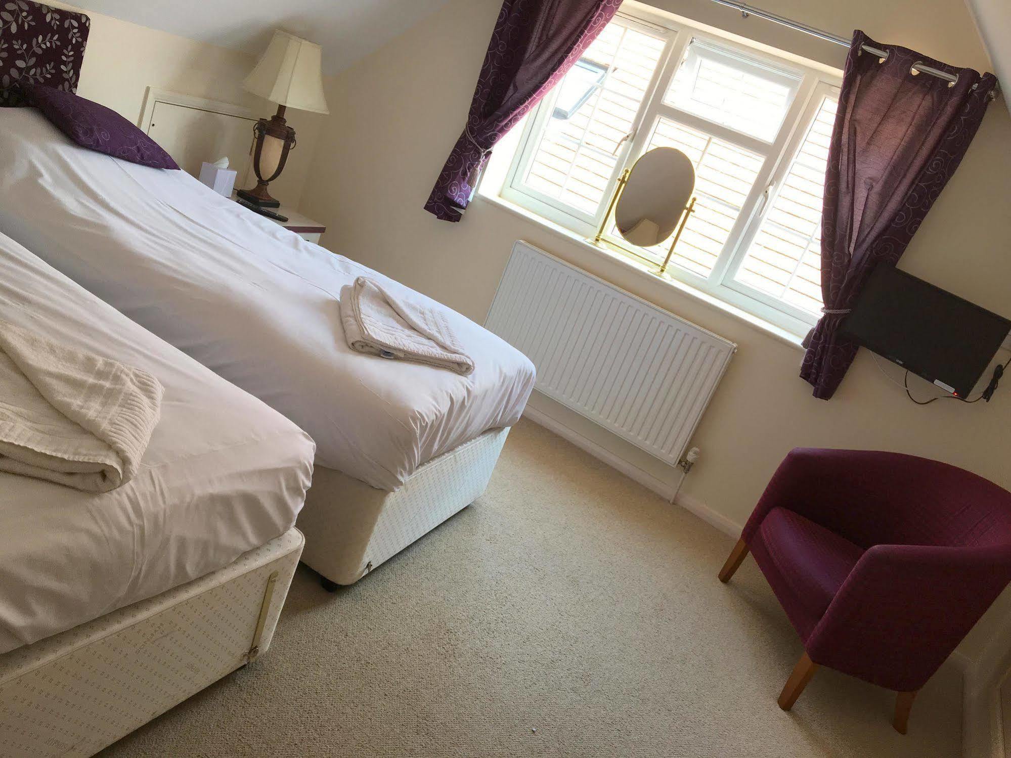 The Peacock Country Inn Chinnor ภายนอก รูปภาพ