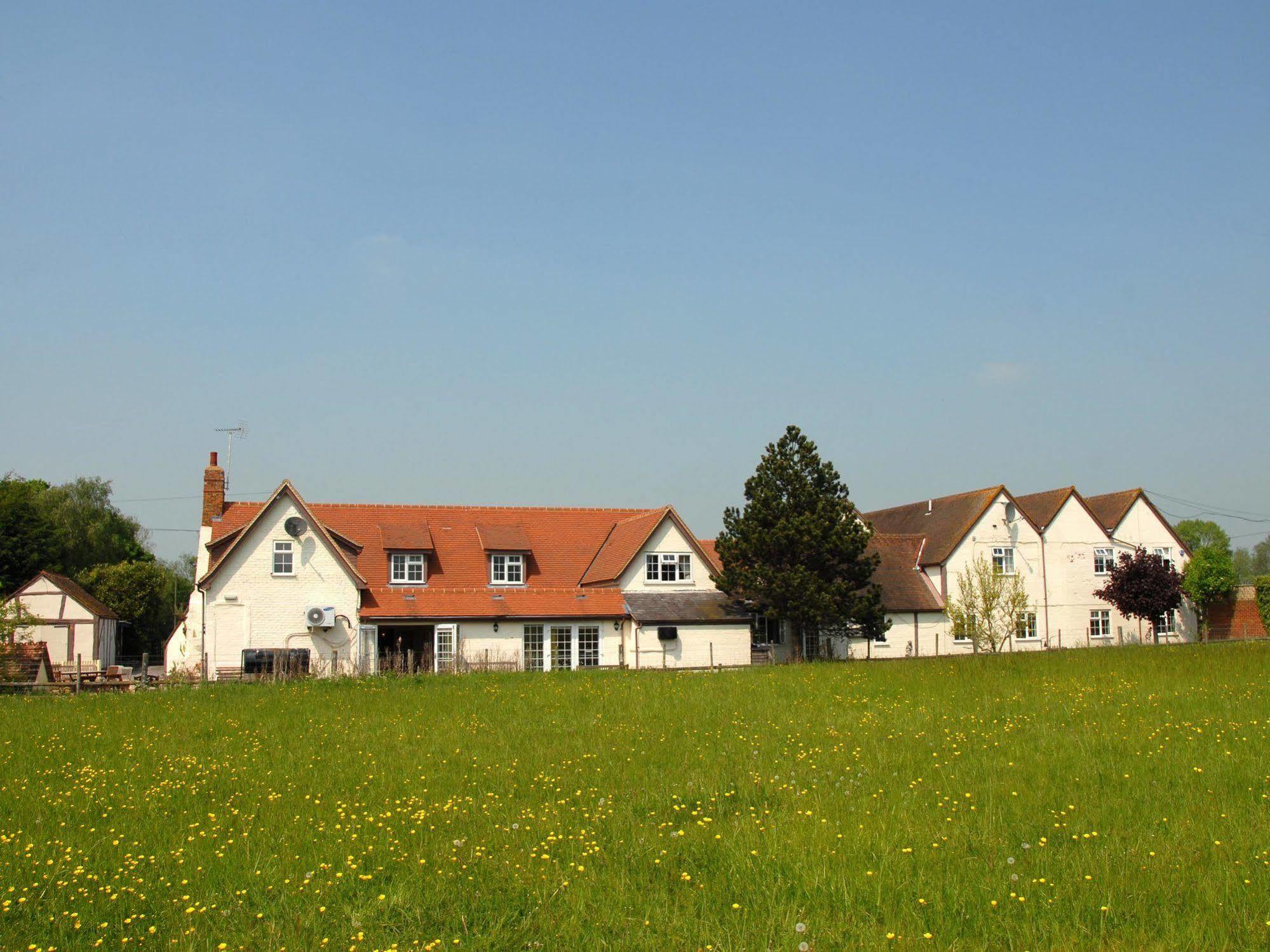 The Peacock Country Inn Chinnor ภายนอก รูปภาพ