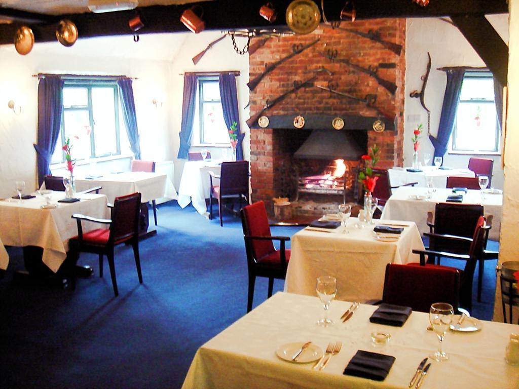 The Peacock Country Inn Chinnor ภายนอก รูปภาพ