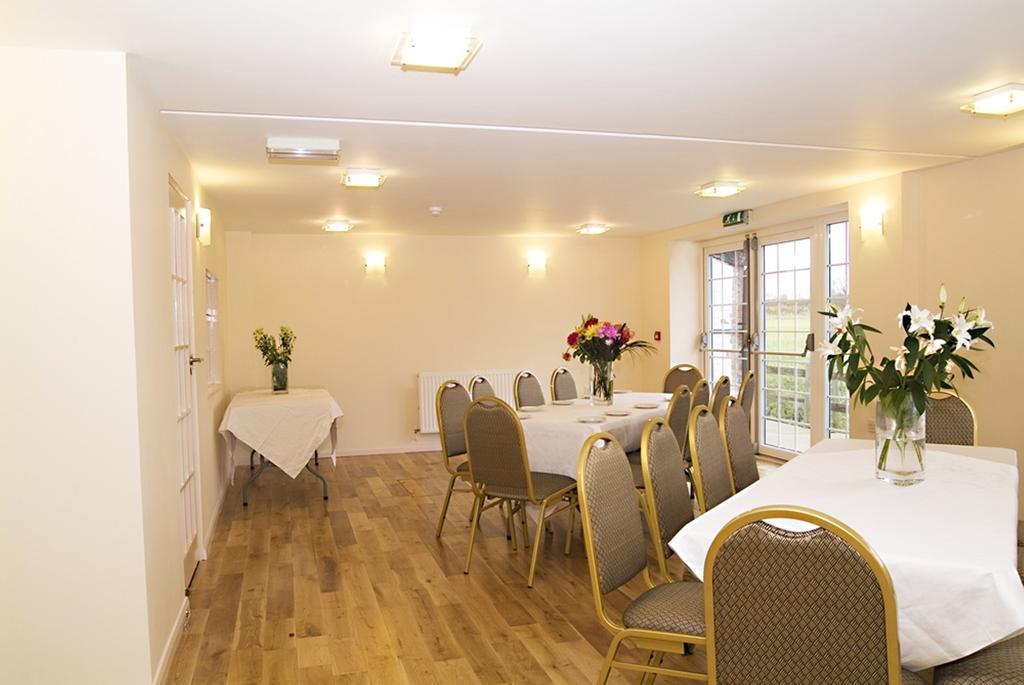 The Peacock Country Inn Chinnor ภายนอก รูปภาพ